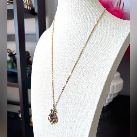 Avon Purple and Gold Victorian Pendant Necklace - Picture 6 of 8